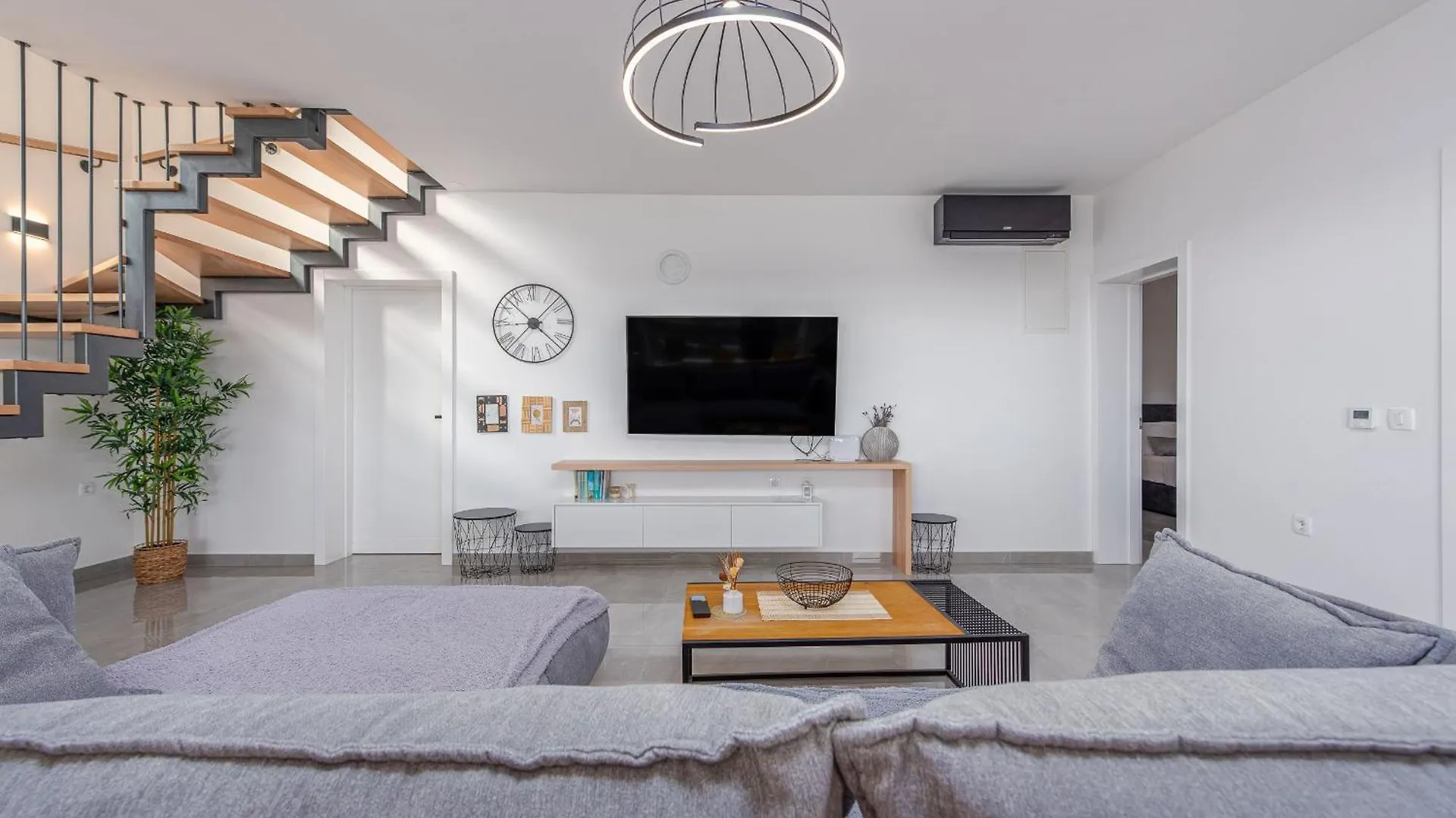 Villa Suton Zadarvillas Podvrsje 0*,  Croatia